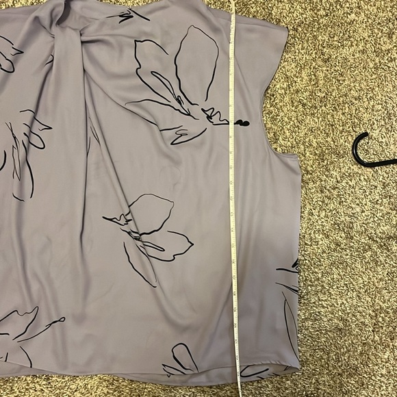 Worthington Lavender Floral Women's Top size 2x - Picture 8 of 8